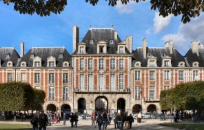 По следам трёх Мушкетёров. Париж