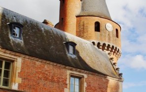 Экскурсия в замок Монтенон