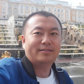 Евгений Чжан