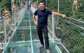 Переводчик на фабрики Китая. Сопровождение.