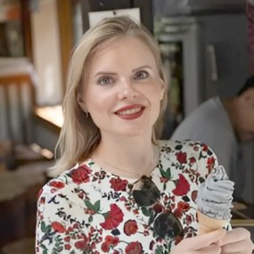 Елена Плюхина