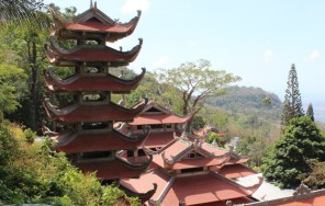 3В1: Гора Таку (статуя лежащего Будды) + Крокодиловая ферма + Минеральные источники Бинь Чао