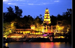 Королевская цитадель, деликатесы и Ароматная река